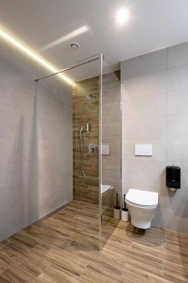 Ilkus Hotel & Restaurant Krze Kültér fotó