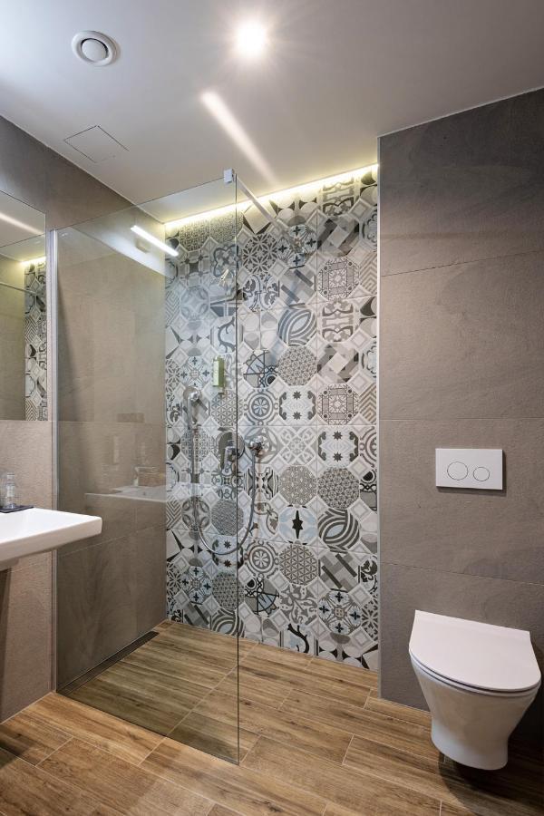 Ilkus Hotel & Restaurant Krze Kültér fotó