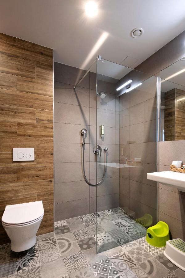 Ilkus Hotel & Restaurant Krze Kültér fotó